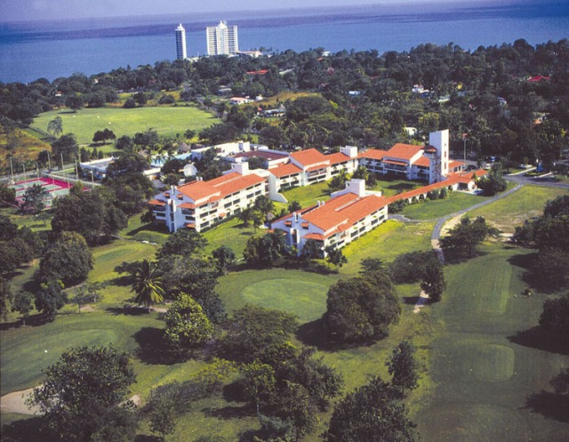 Aerial view of the resort and golf course from the condo tower. This is from their web site.